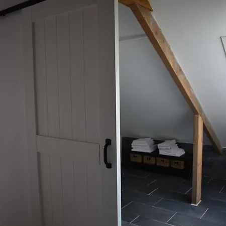 Het Koetshuis Apartament *