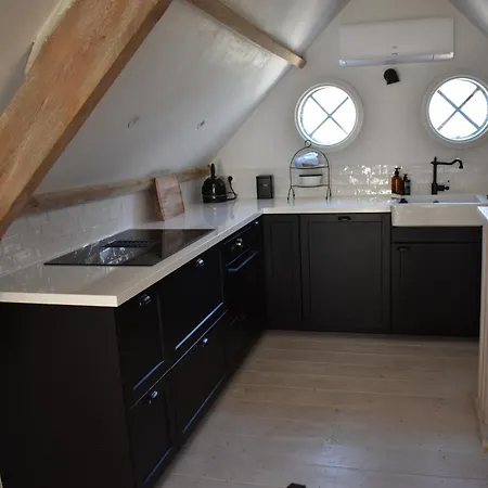 Het Koetshuis Apartament *